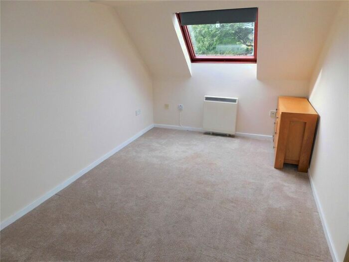 1 Bedroom Flat To Rent In Gosport Lane, Lyndhurst, Hampshire, SO43
