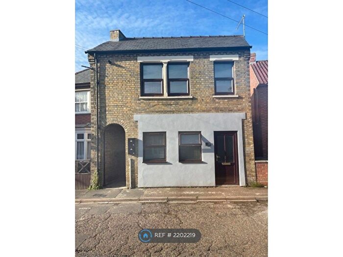 2 Bedroom Flat To Rent In Elizabeth Terrace, Wisbech, PE13