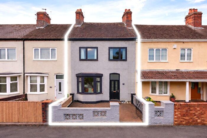 3 Bedroom Terraced House For Sale In Grove Road, Atherstone, Warwickshire, CV9