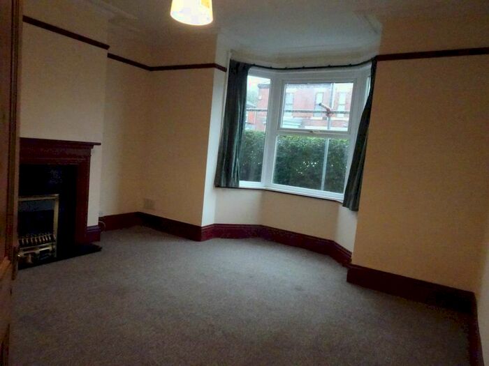 4 Bedroom Property To Rent In Deepdale Road, Rotherham, S61