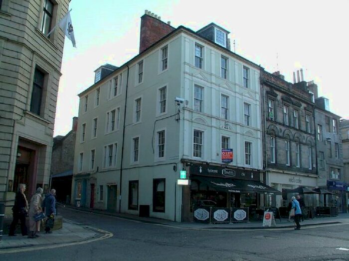 2 Bedroom Flat To Rent In Watergate, Perth, PH1