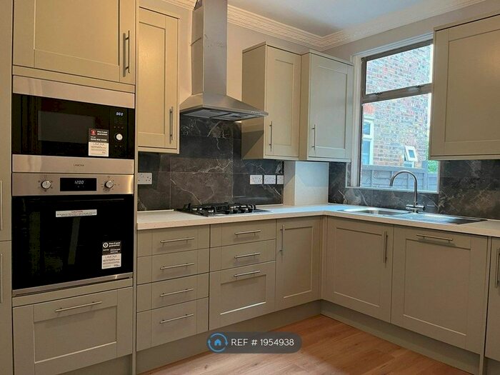 4 Bedroom Terraced House To Rent In Fulbourne Road, London, E17