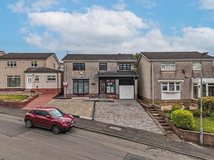 4 Bedroom Detached House For Sale In Appin Way, Glenmavis, North Lanarkshire, ML6