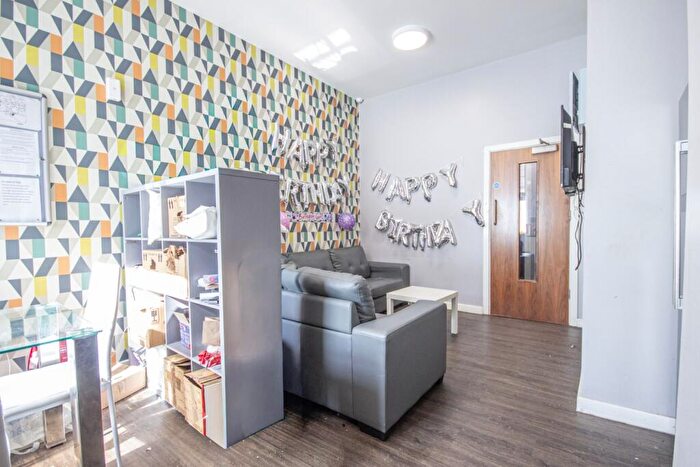 6 Bedroom Apartment To Rent In Albion House, St. James Street, Newcastle Upon Tyne, Tyne And Wear, NE1