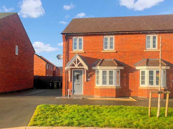 3 Bedroom Semi-Detached House To Rent In Grandison Close, Mickleover, DE22