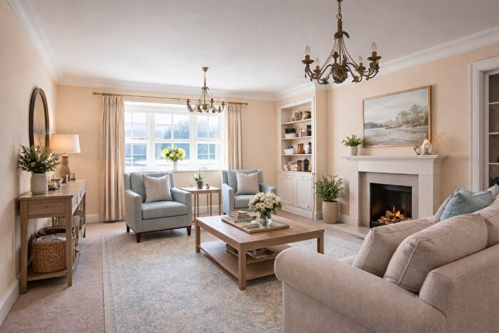 3 Bedroom Retirement Property For Sale In Templeton Road, RG17