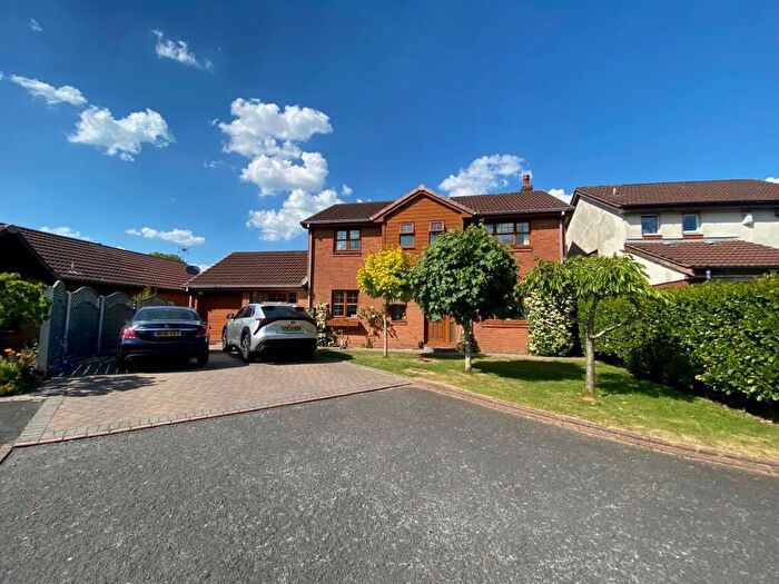 4 Bedroom House To Rent In Fellway Close, Lostock Hall, PR5