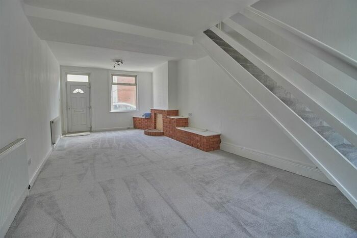 3 Bedroom Terraced House To Rent In Manor Street, Hinckley, LE10