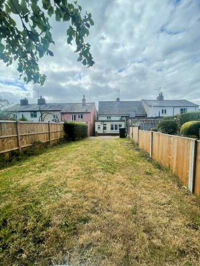 2 Bedroom Semi-Detached House To Rent In Eagle Lane, Bocking, Braintree, CM7