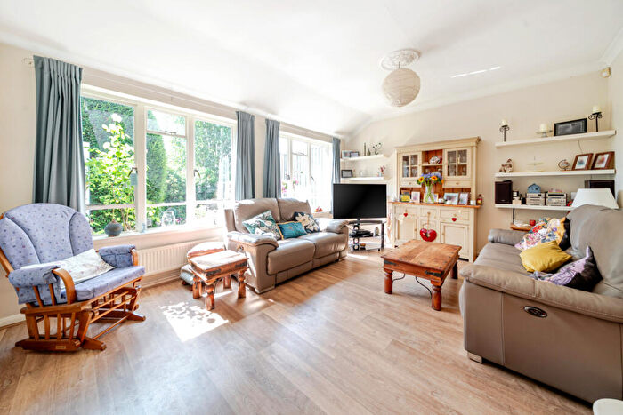 3 Bedroom Semi Detached House For Sale In South Park Crescent, Gerrards Cross, Buckinghamshire, SL9