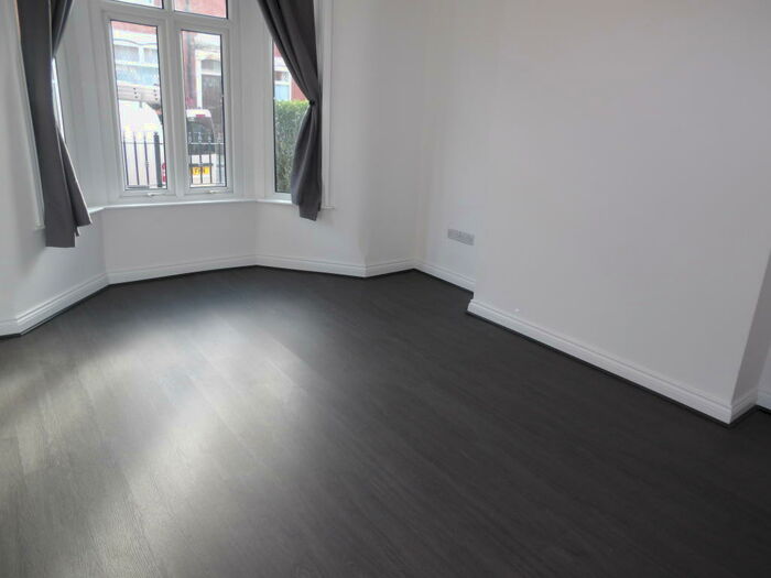 3 Bedroom House To Rent In Lynthorpe Road, BB2