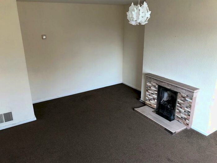 2 Bedroom Flat To Rent In Groby Road, Leicester, LE3