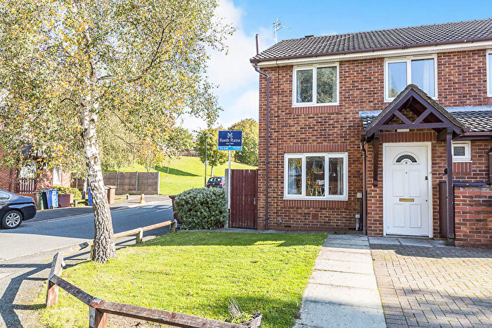 3 Bedroom Semi-Detached House To Rent In Dutch Barn Close, Chorley, Lancashire, PR7