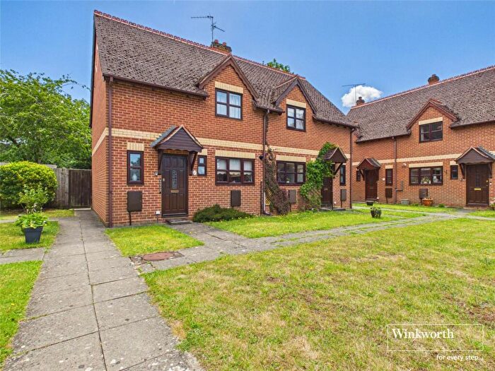 2 Bedroom Semi Detached House For Sale In St. Lukes Way, Emmer Green, Reading, Berkshire, RG4