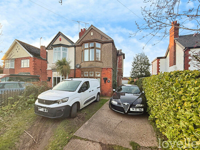 3 Bedroom Semi-Detached House For Sale In Hykeham Road, Lincoln, LN6