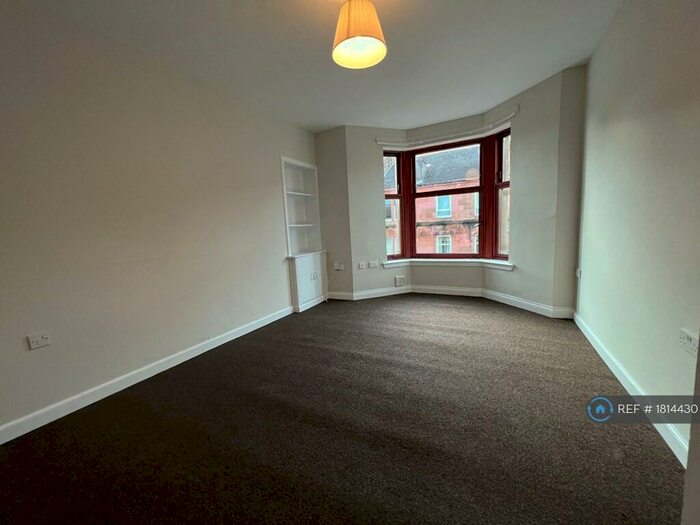 2 Bedroom Flat To Rent In Clarence Street, Paisley, PA1