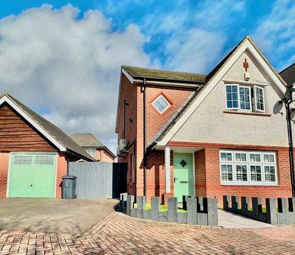 3 Bedroom Semi-Detached House To Rent In Rivenhall, Humberstone, Leicester, LE5