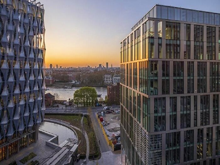 2 Bedroom Flat To Rent In Viaduct Gardens, SW11