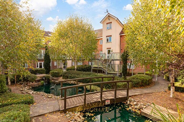 1 Bedroom Flat For Sale In Lumley Road, The Quadrangle Lumley Road, RH6
