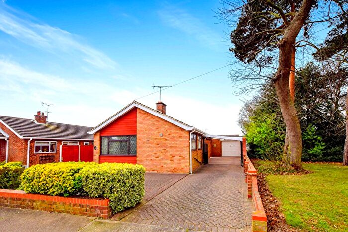 2 Bedroom Bungalow To Rent In St Austell Road, Colchester, CO4