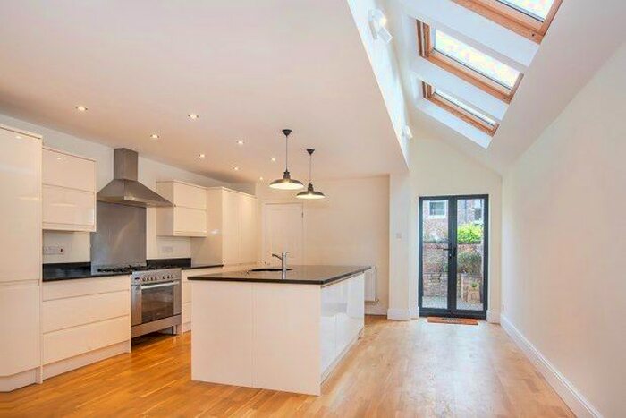 4 Bedroom Property To Rent In St. Clements Grove, York, YO23