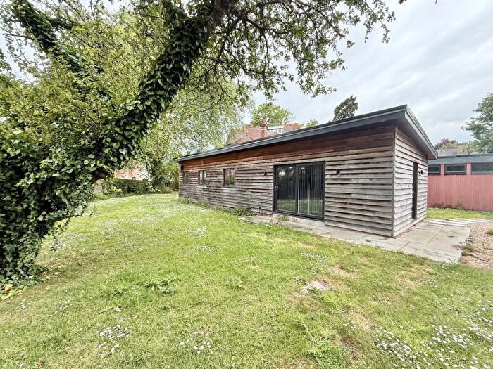 3 Bedroom Detached Bungalow For Sale In Denmark Road, Gloucester, GL1
