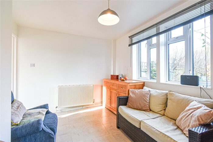 3 Bedroom Terraced House For Sale In Watson Close, Upavon, Pewsey, Wiltshire, SN9