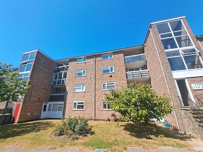 2 Bedroom Flat To Rent In Chidham Close, Havant, Hampshire, PO9