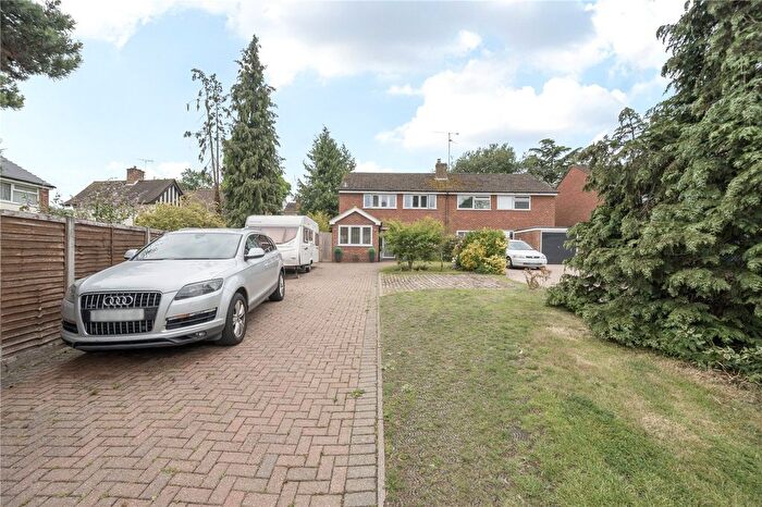 4 Bedroom Semi-Detached House For Sale In Coppice Road, Woodley, Reading, RG5