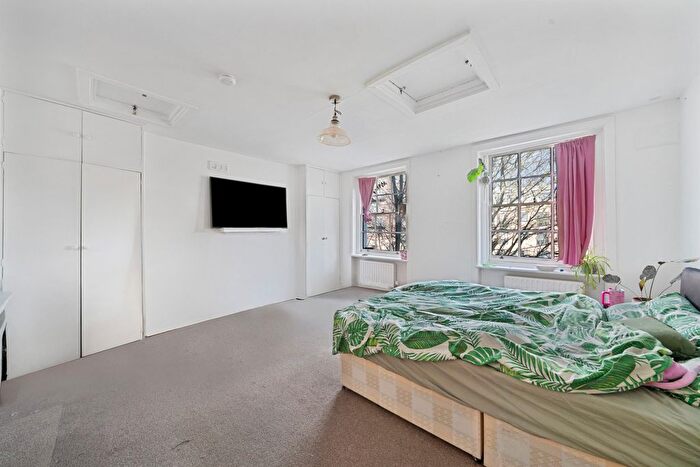 6 Bedroom Property To Rent In Queens Road, Peckham, SE15