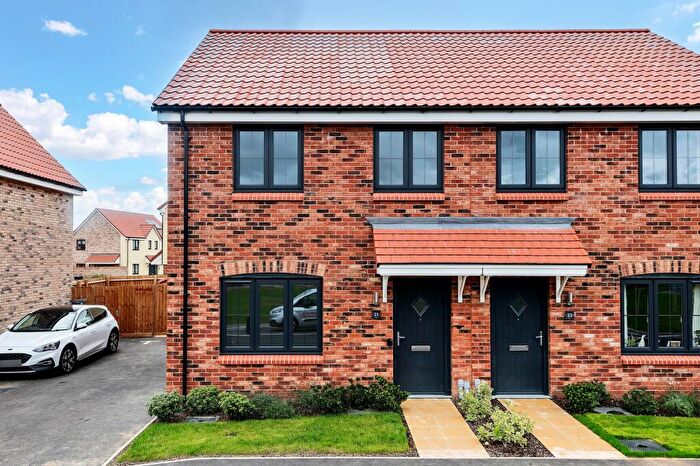 3 Bedroom Semi Detached House To Rent In Rosemary Gardens, Newmarket, CB8