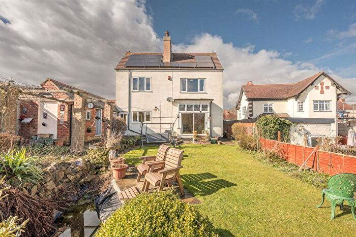3 Bedroom Detached House For Sale In Siviters Lane, Rowley Regis, B65
