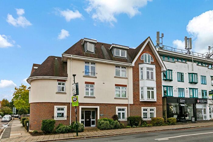 1 Bedroom Flat For Sale In Flat, Lexington Court, Twickenham, TW1