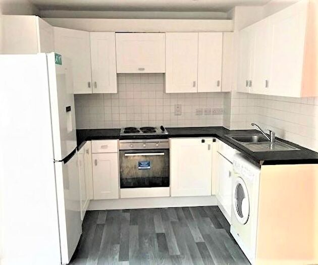 1 Bedroom Flat To Rent In Fords Park Road, Canning Town, London, E16