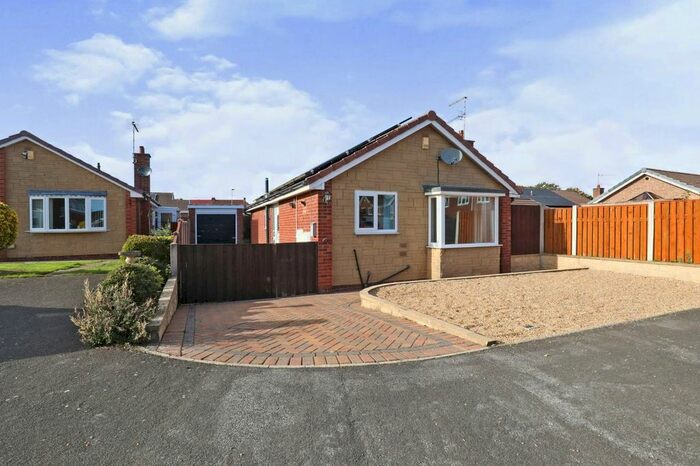 2 Bedroom Bungalow To Rent In Rydal Close, Dinnington, Sheffield, South Yorkshire, S25