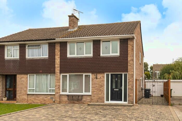 3 Bedroom Semi-Detached House To Rent In Abingdon, Oxfordshire, OX14