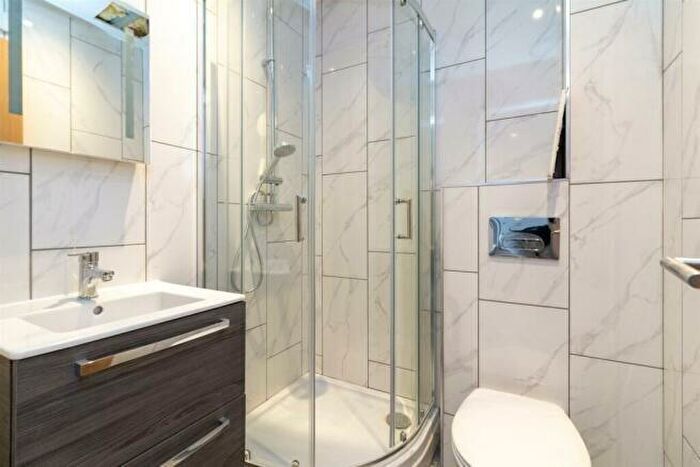 1 Bedroom Flat To Rent In Howard Street, Nottingham, Nottinghamshire, NG1