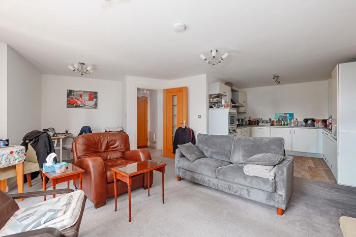 1 Bedroom Flat For Sale In Richmond Hill Drive, Richmond Hill Gate, BH2