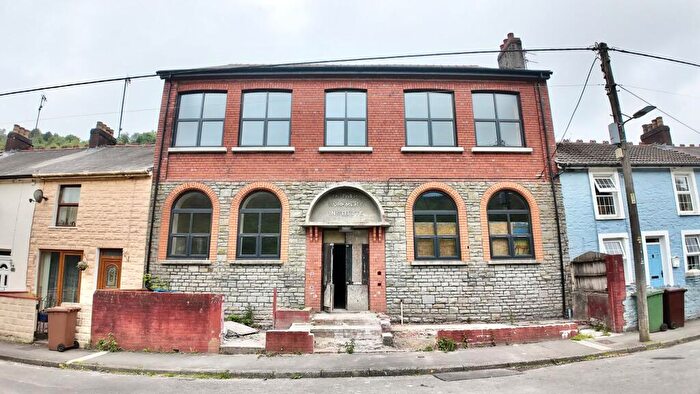 5 Bedroom Terraced House For Sale In Station Terrace, Brithdir, NP24