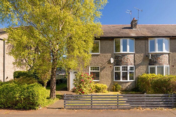 2 Bedroom Flat For Sale In Broomfield Crescent, Edinburgh, EH12