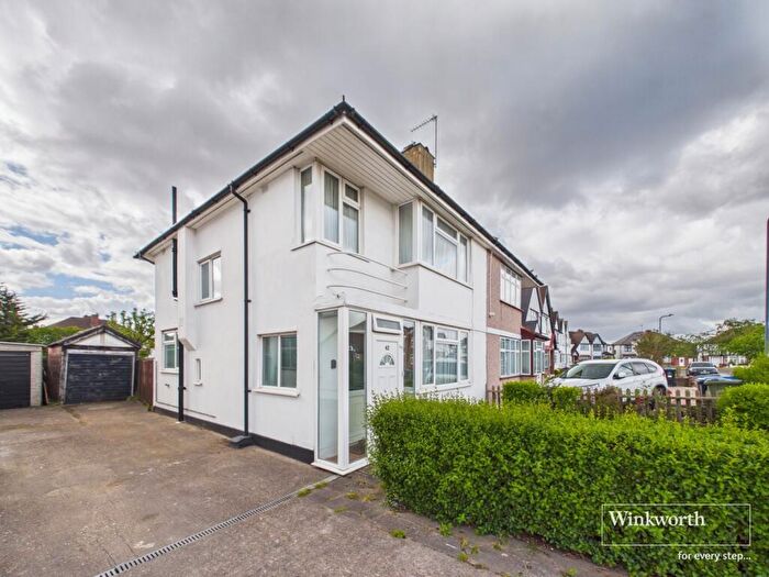 3 Bedroom Semi Detached House For Sale In Ormesby Way, Harrow, Middlesex, HA3