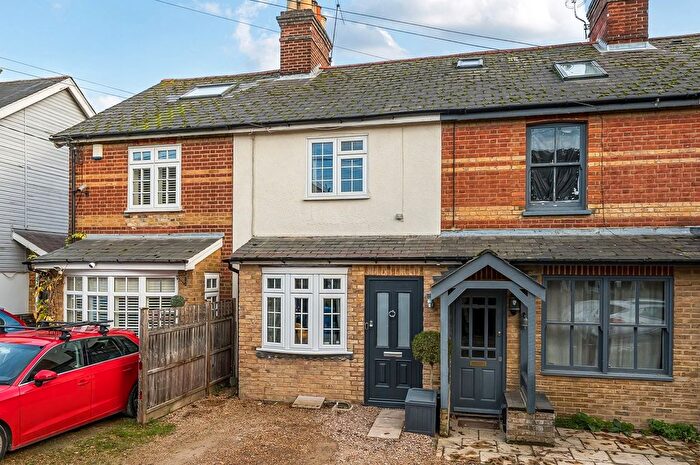 2 Bedroom Terraced House For Sale In Graham Road, Cookham, Maidenhead, SL6