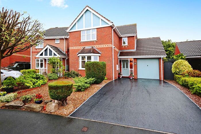 3 Bedroom Detached House For Sale In Swan Drive, Droitwich, WR9