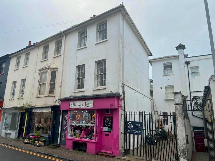 2 Bedroom Flat To Rent In St Georges Road, Brighton, East Sussex, BN2