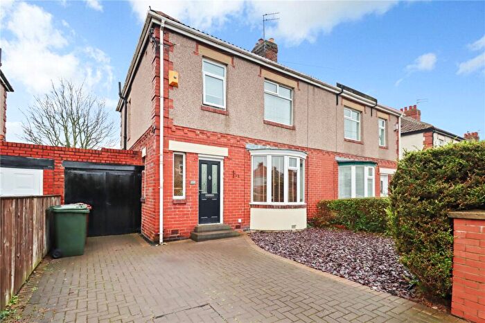 3 Bedroom Semi Detached House For Sale In Whinneyfield Road, Newcastle Upon Tyne, Tyne And Wear, NE6
