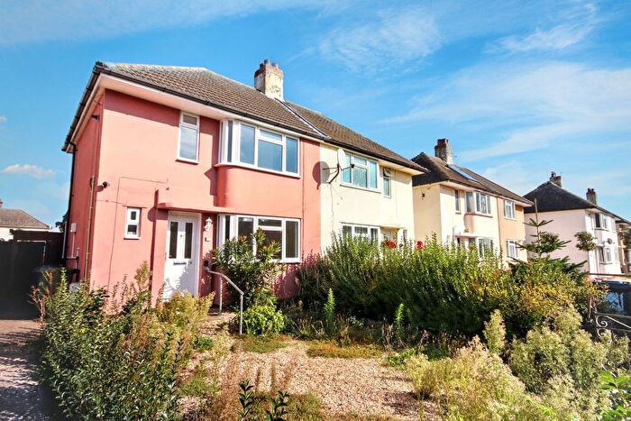 2 Bedroom Semi-Detached House For Sale In Little Farthing Close, St. Ives, Huntingdon, PE27