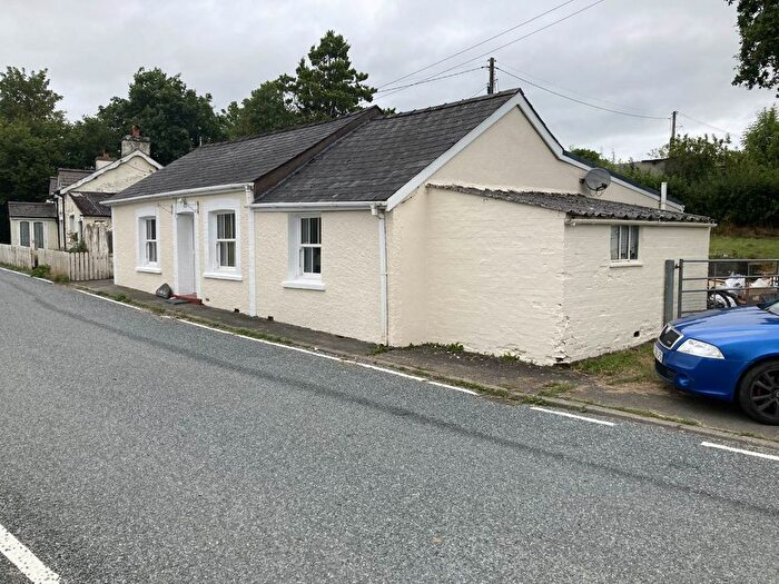 3 Bedroom Detached Bungalow To Rent In Talsarn, Lampeter, SA48