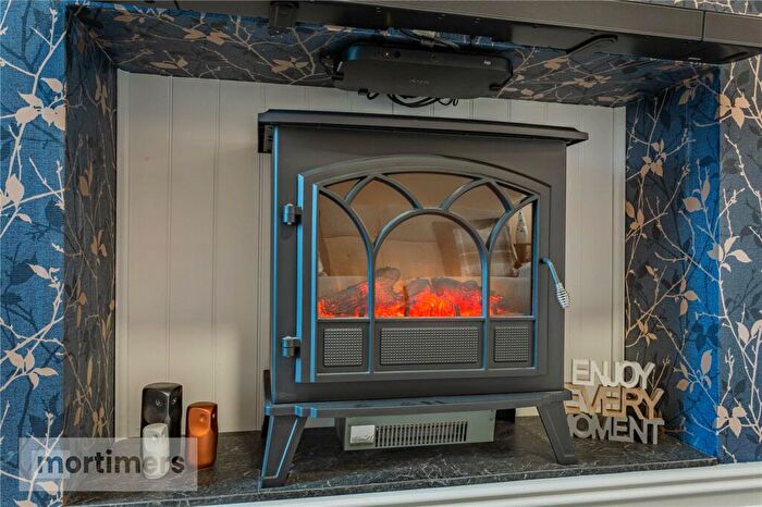 3 Bedroom End Of Terrace House For Sale In Harwood Lane, Great Harwood, Blackburn, Lancashire, BB6