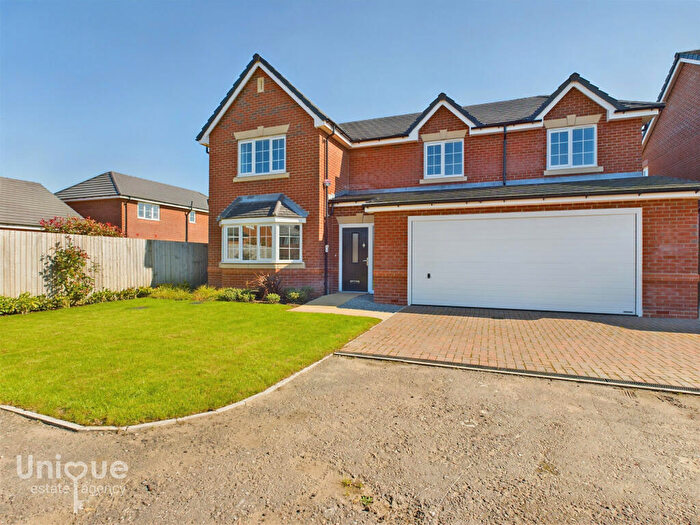 5 Bedroom Detached House For Sale In Scholars Chase, Inskip, Lancashire, PR4