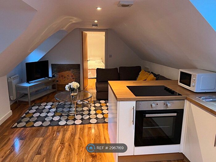1 Bedroom Flat To Rent In Sportsmans Cottages, West Malling, ME19